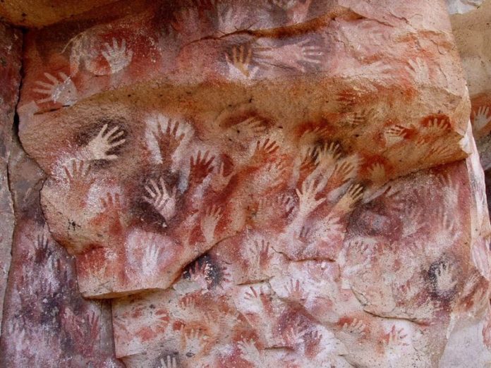Grotta di Chauvet impronte di mani